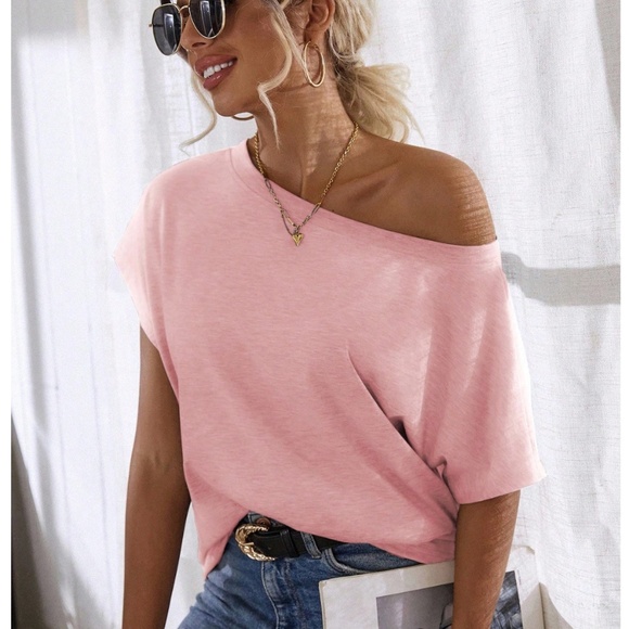 Rouge! Tops - Boat Neck Batwing Sleeve Light Pink Tee Shirt Short Sleeve